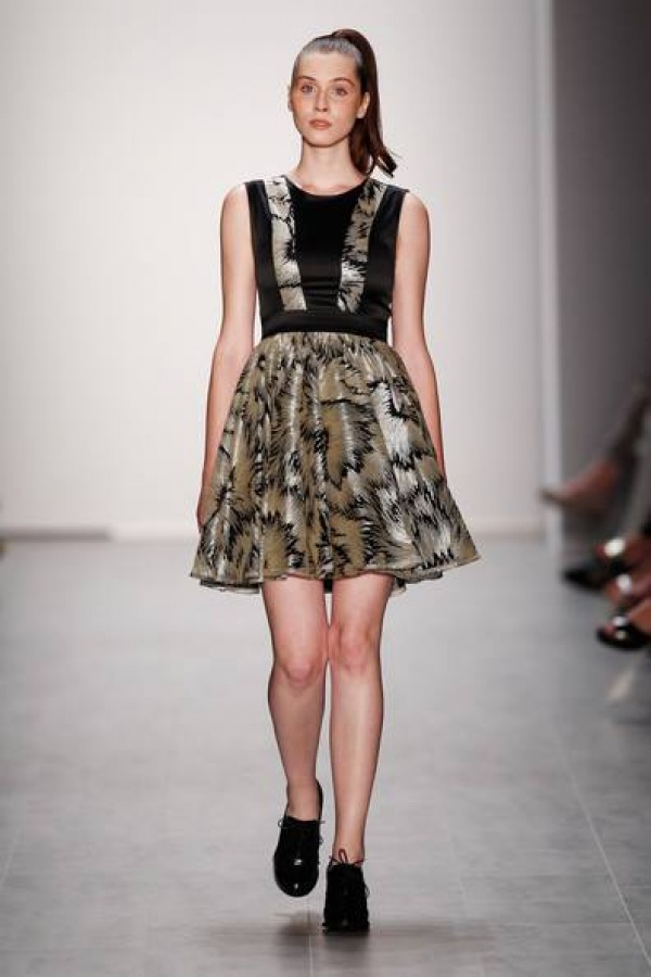 Model auf Modenschau in München